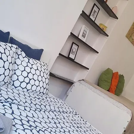 Homestay Chopin Street Private Rooms *