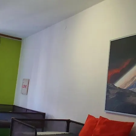 Chopin Street Private Rooms Homestay